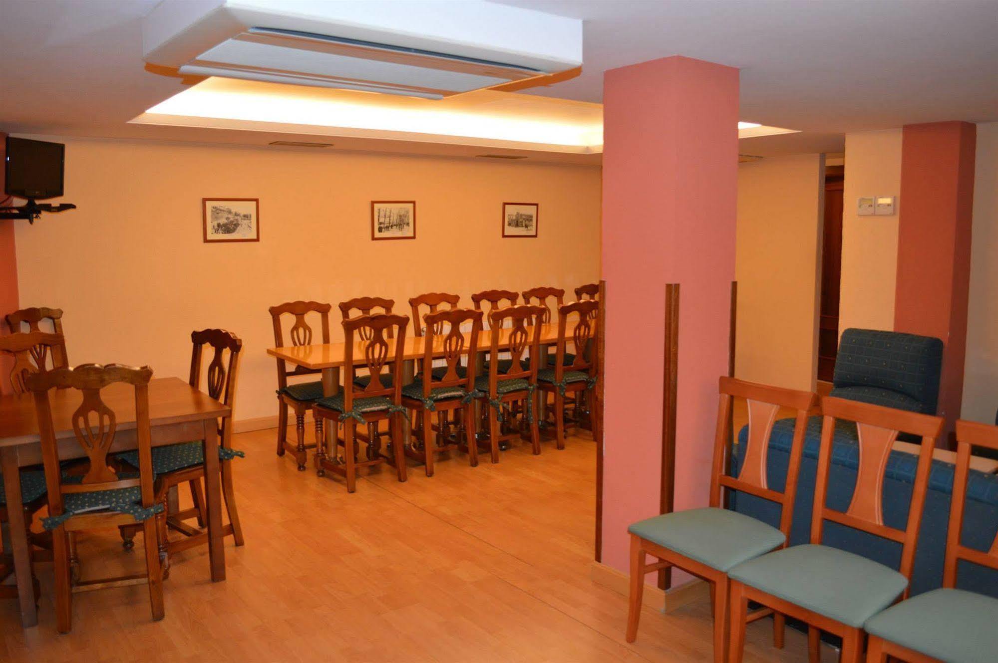 Hotel Bedoya Сантандер Экстерьер фото